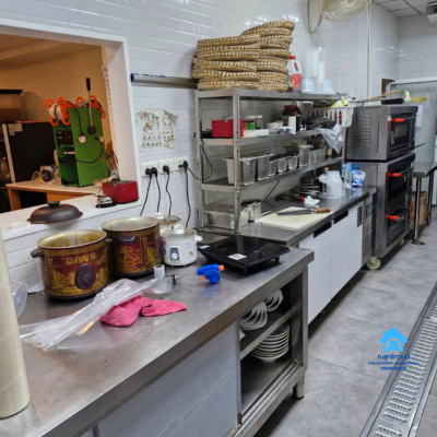 ไม้สักเก่า